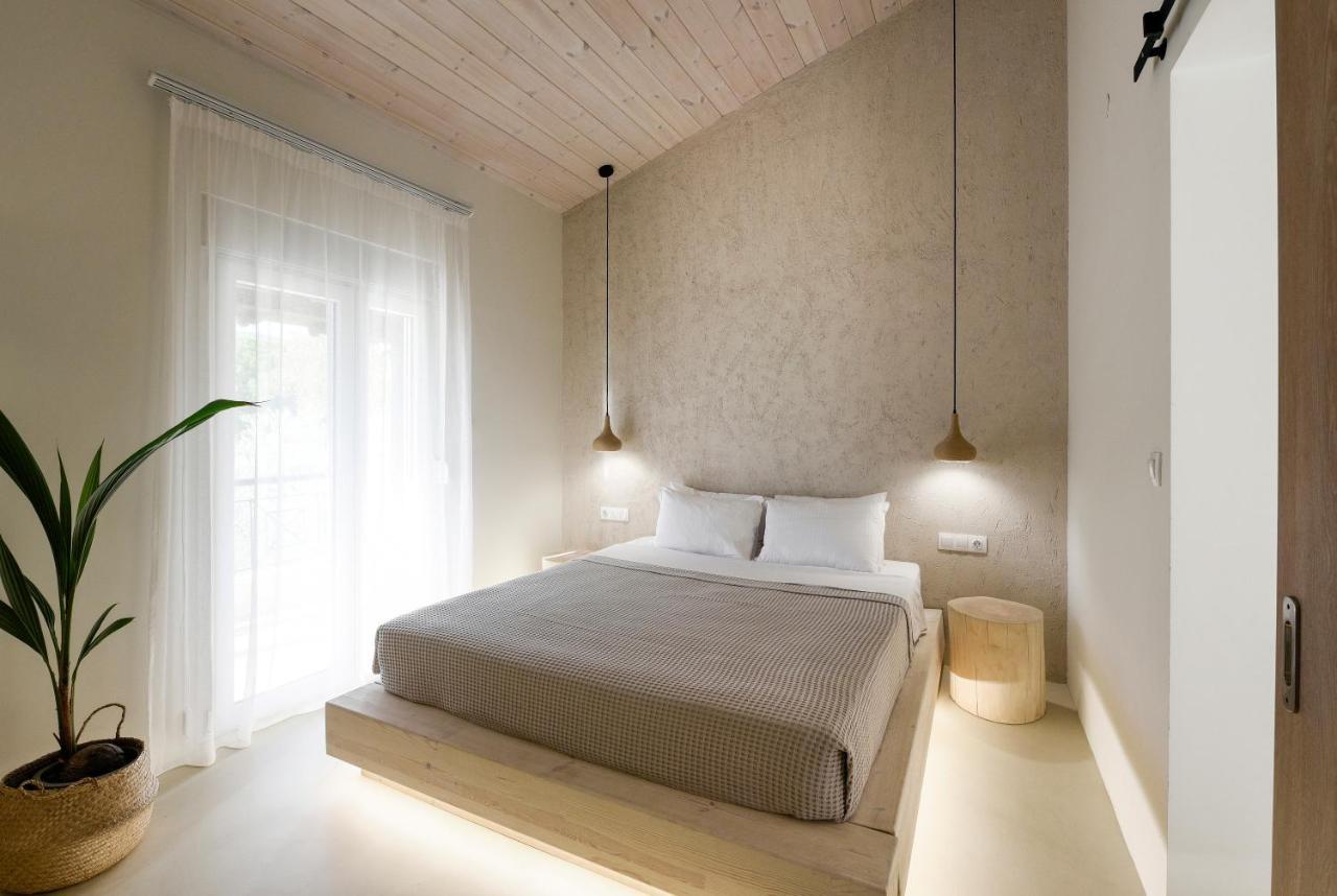 Karidi Beach Boutique Suites Vourvourou Eksteriør billede