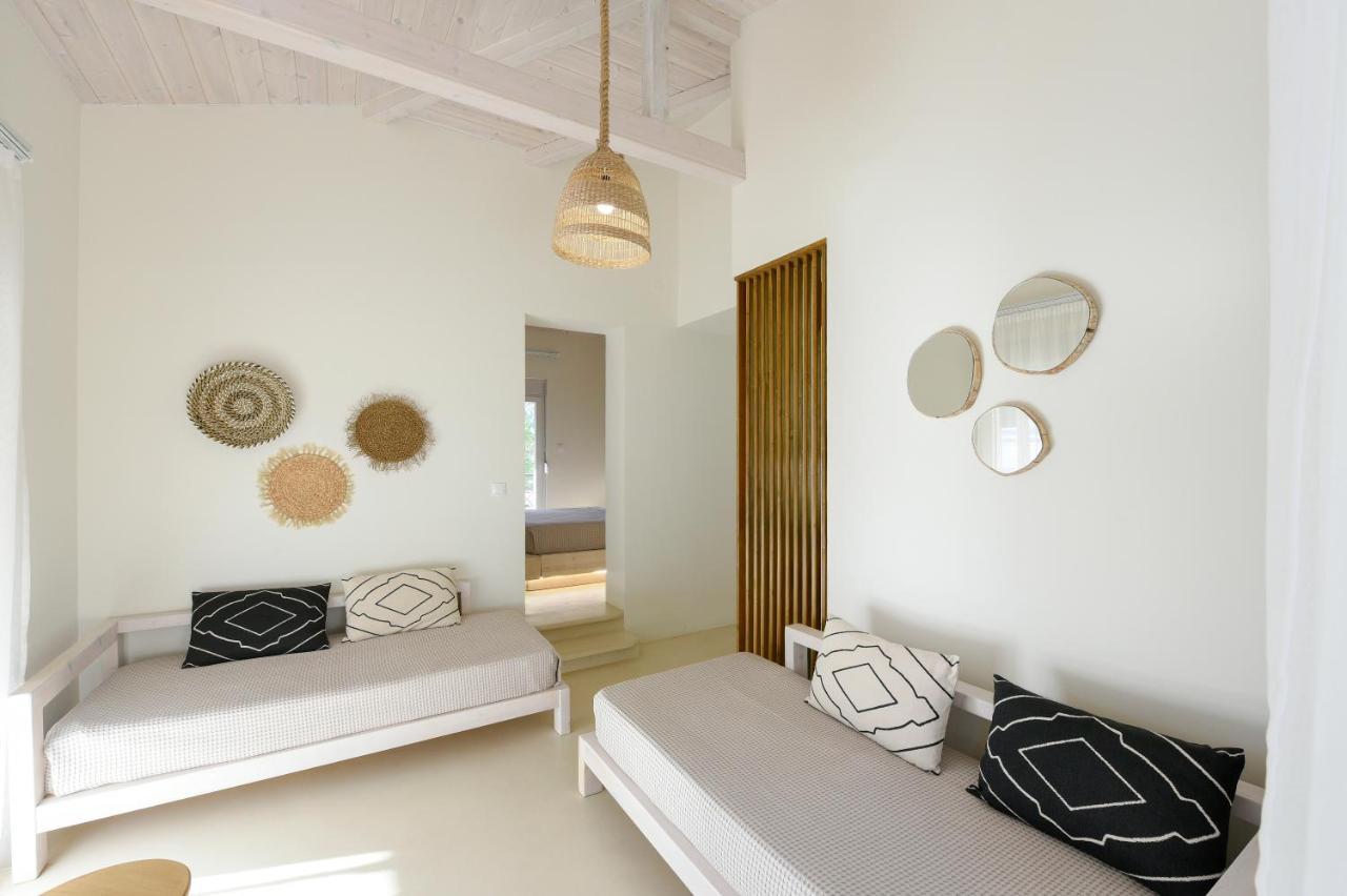 Karidi Beach Boutique Suites Vourvourou Eksteriør billede