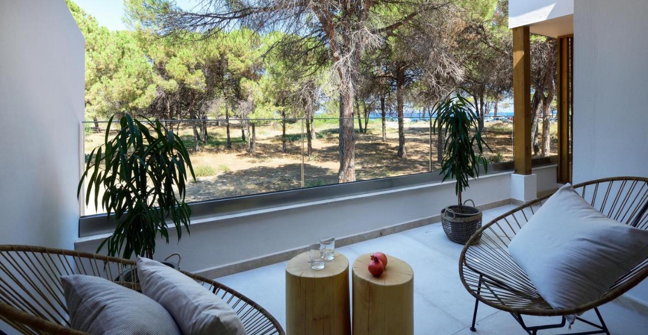 Karidi Beach Boutique Suites Vourvourou Eksteriør billede