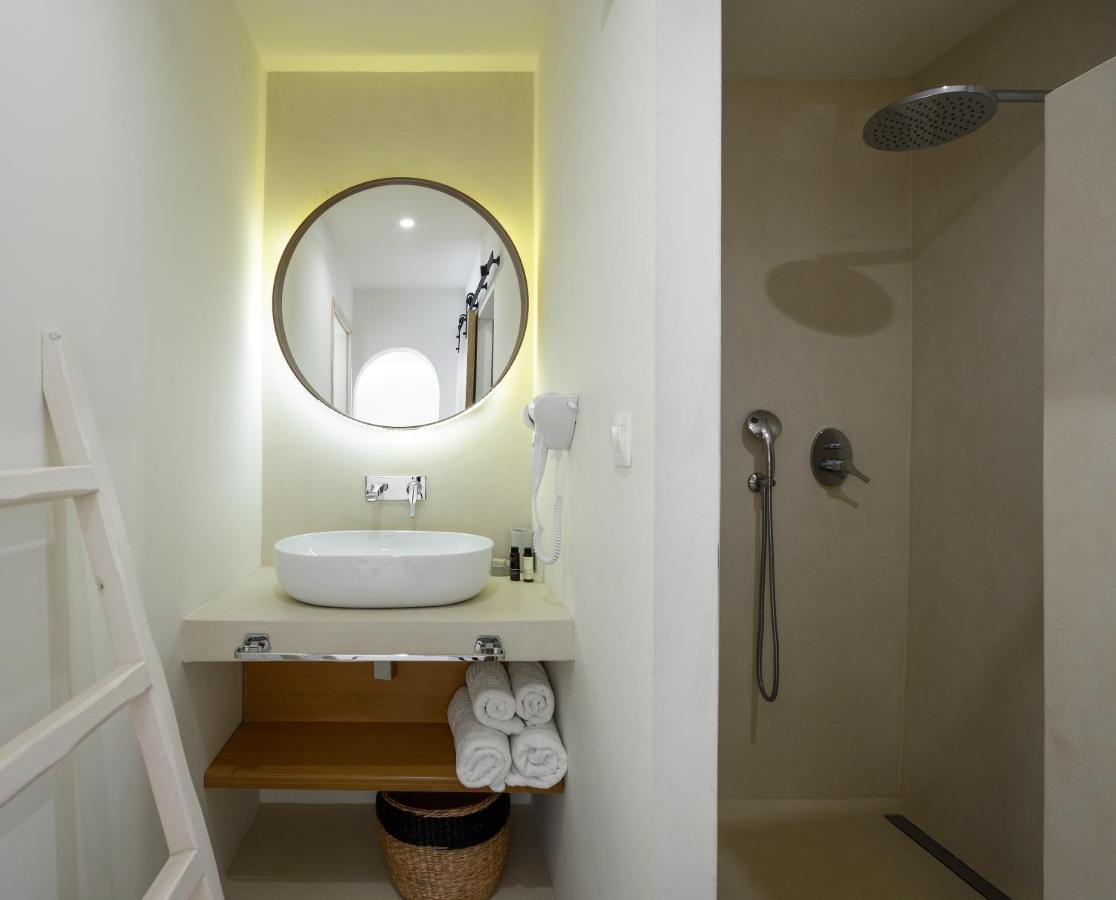 Karidi Beach Boutique Suites Vourvourou Eksteriør billede